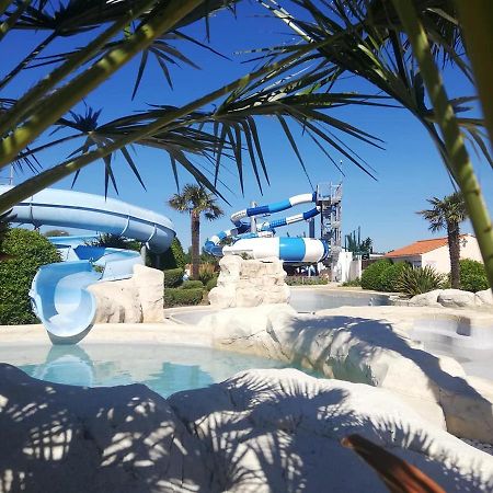 Camping Les Places Dorees Сен-Жан-де-Мон Екстериор снимка